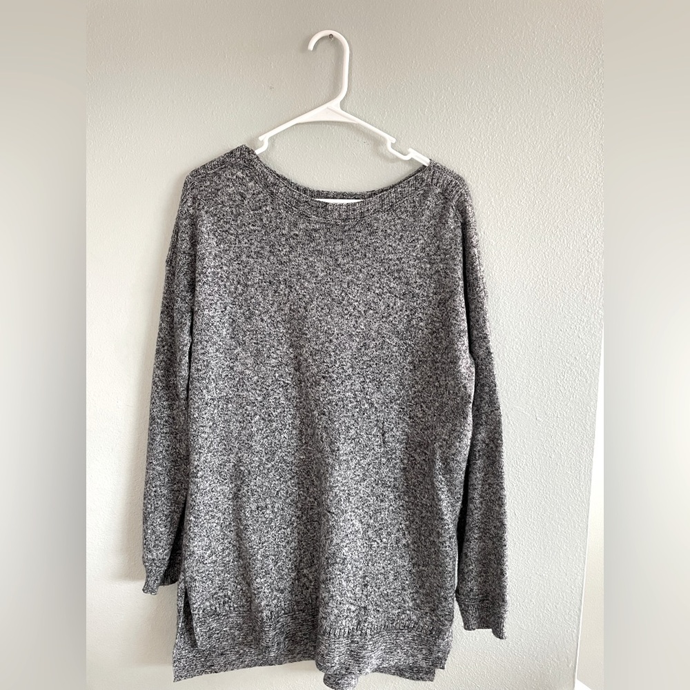 Old Navy black and white sweater.